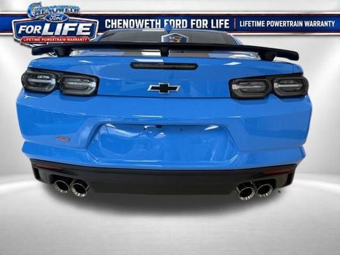 Used 2022 Chevrolet Camaro SS RWD image 4