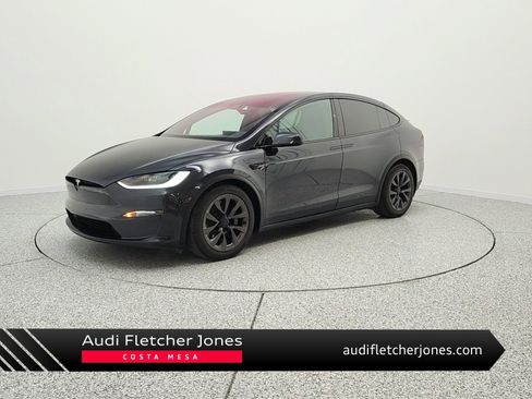 Used 2025 Tesla Model X image 1