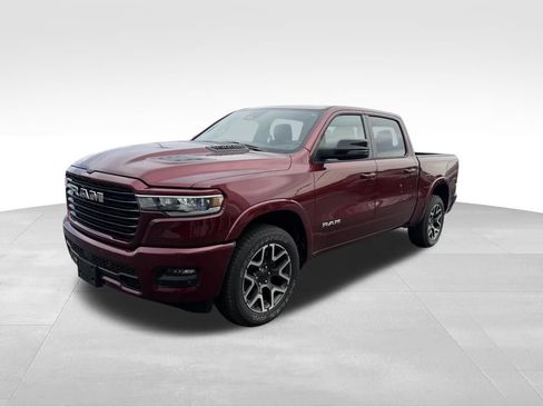 Used 2025 RAM 1500 Laramie w/ Sport Appearance Package AWD/4WD image 3