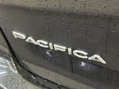 New 2026 Chrysler Pacifica Select FWD image 6