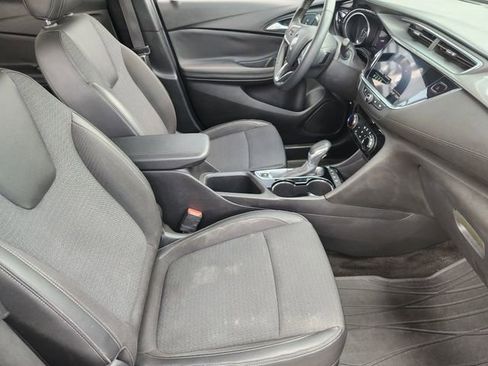 Used 2020 Buick Encore GX Preferred w/ Cold Weather Comfort Package image 11