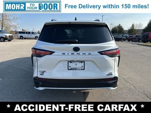 Used 2023 Toyota Sienna XSE image 6