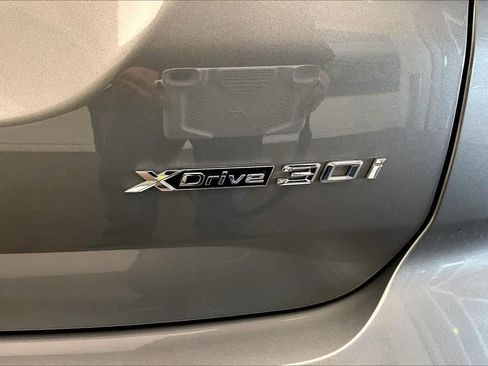 Used 2024 BMW X3 xDrive30i w/ Parking Assistance Package image 10