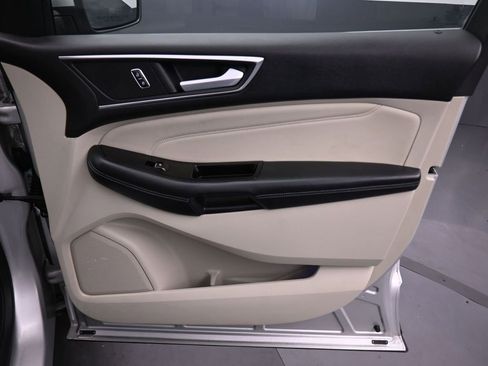 Used 2015 Ford Edge Titanium w/ Equipment Group 302A image 41