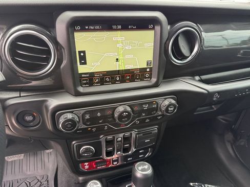 Used 2021 Jeep Wrangler Unlimited Rubicon w/ Trailer Tow Package AWD/4WD image 18