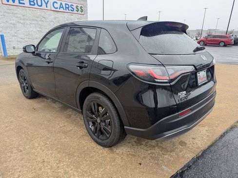 New 2026 Honda HR-V Sport image 9