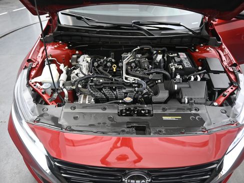 Used 2024 Nissan Altima 2.5 SV image 23