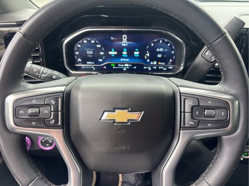 Used 2023 Chevrolet Silverado 1500 LT AWD/4WD image 32