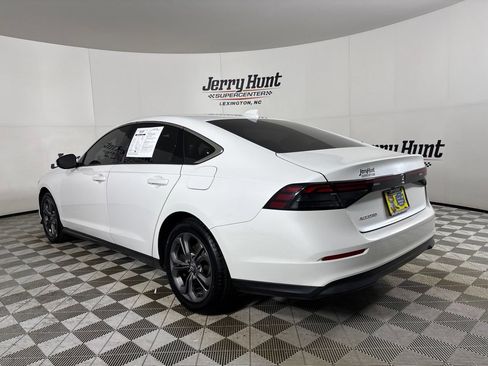 Used 2023 Honda Accord EX image 6