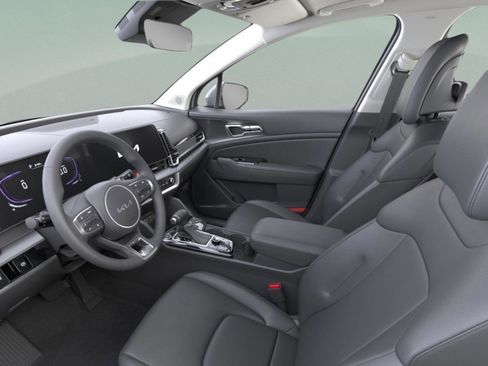 Used 2025 Kia Sportage EX w/ Premium Package FWD image 17