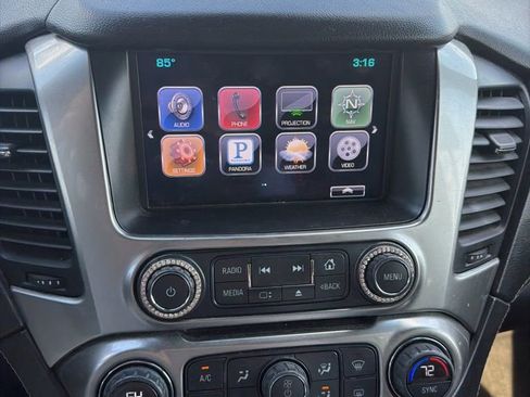 Used 2016 Chevrolet Suburban LTZ image 21