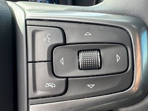 Used 2024 Chevrolet Tahoe Z71 w/ Z71 Off-Road Package image 8