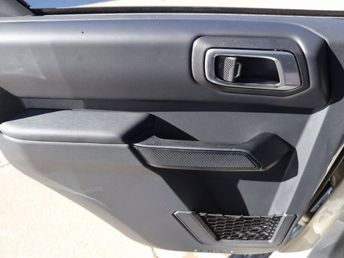 New 2025 Ford Bronco Outer Banks image 17