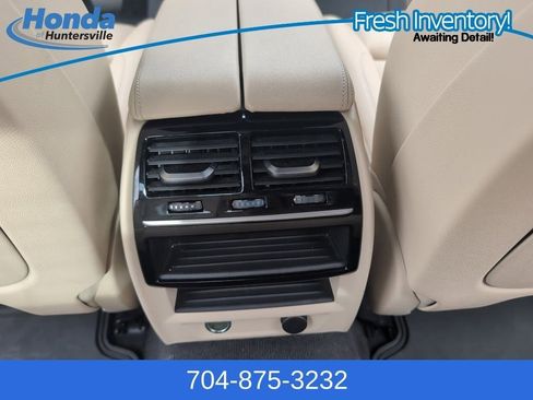 Used 2019 BMW 530i w/ Convenience Package image 19