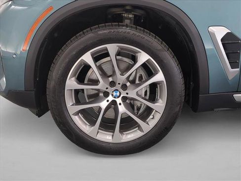 Used 2024 BMW X5 sDrive40i w/ Premium Package RWD image 28