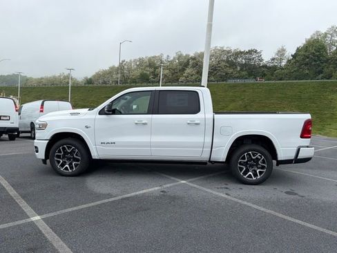 New 2026 RAM 1500 Laramie AWD/4WD image 3