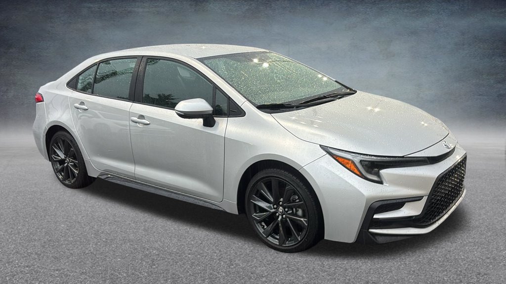 Used 2025 Toyota Corolla SE FWD image 2