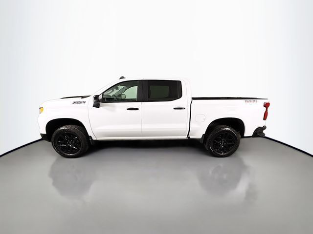 Used 2025 Chevrolet Silverado 1500 LT Trail Boss w/ Convenience Package II AWD/4WD image 4
