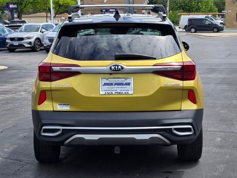 Used 2021 Kia Seltos SX image 11