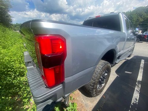Used 2024 Ford F250 Platinum w/ Tremor Off-Road Package AWD/4WD image 8