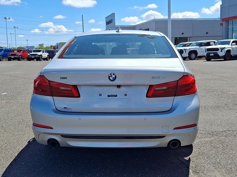 Used 2019 BMW 530i xDrive w/ Convenience Package AWD/4WD image 6