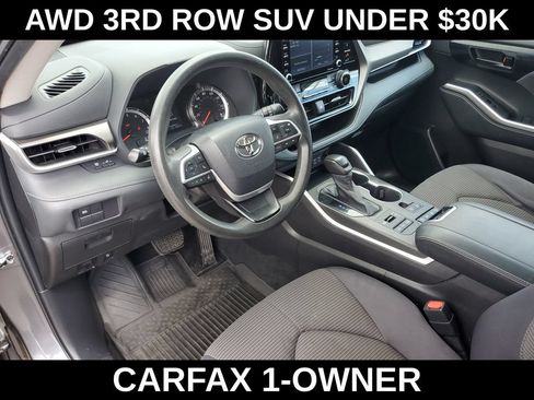 Used 2022 Toyota Highlander L AWD/4WD image 23