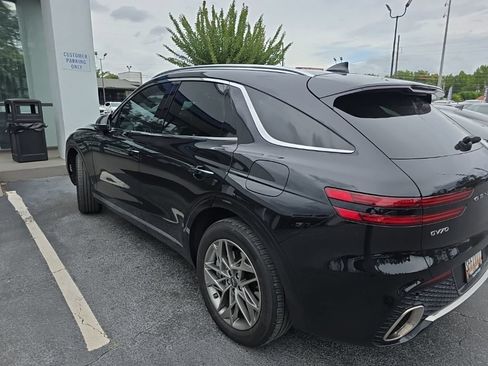 Used 2025 Genesis GV70 2.5T w/ Advanced Package AWD/4WD image 4