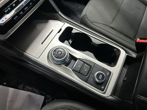 Used 2022 Ford Explorer XLT image 22