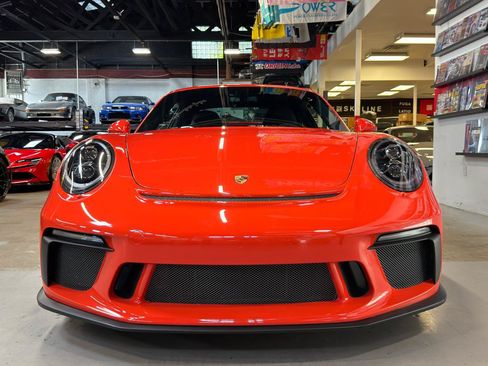 Used 2018 Porsche 911 GT3 w/ Sport Chrono Package RWD image 4