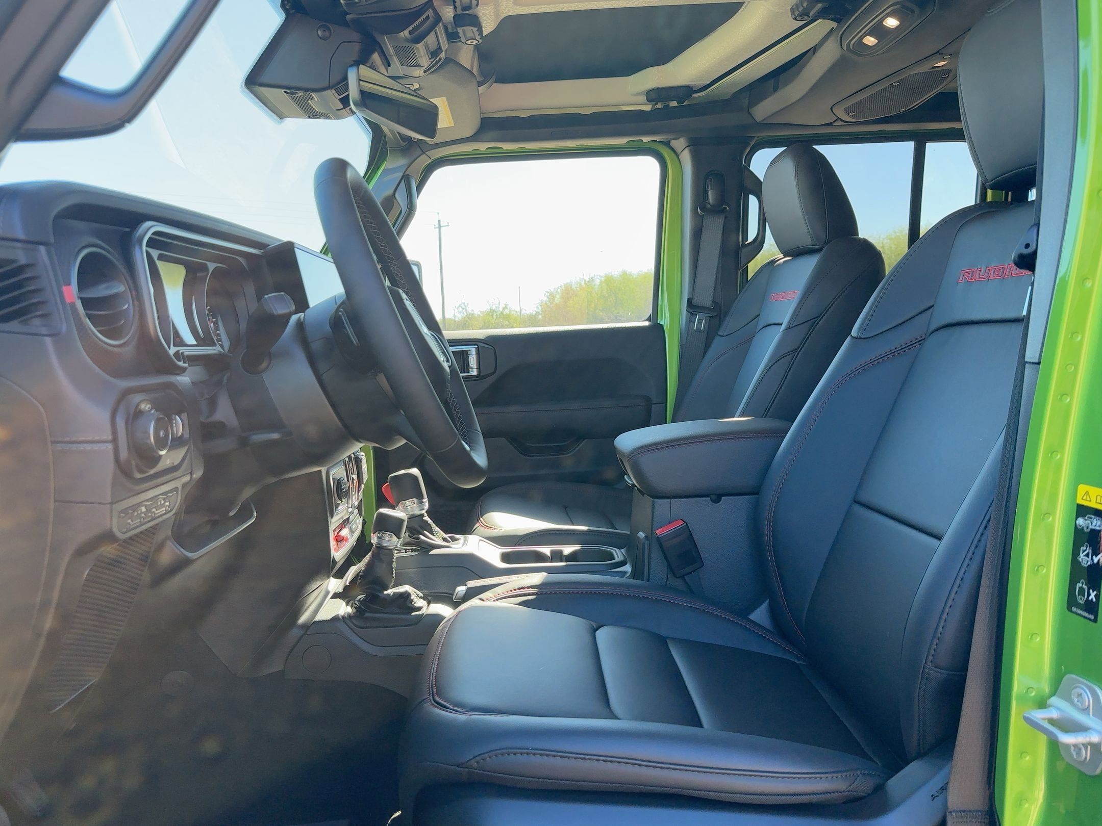 New 2025 Jeep Wrangler Unlimited Rubicon AWD/4WD image 10