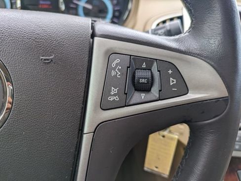 Used 2013 Buick LaCrosse Leather FWD image 22