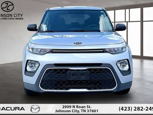 Used 2021 Kia Soul LX FWD image 3