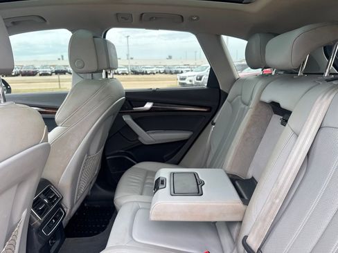Used 2018 Audi Q5 2.0T Premium Plus AWD/4WD image 34