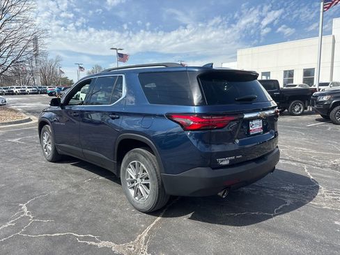 Used 2023 Chevrolet Traverse LT image 8