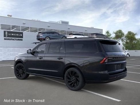 New 2025 Lincoln Navigator L Reserve w/ Jet Appearance Package image 4