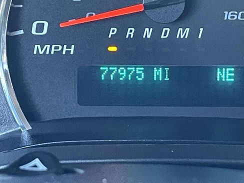 Used 2017 Chevrolet Express 3500 LT w/ LT Preferred Equipment Group image 21