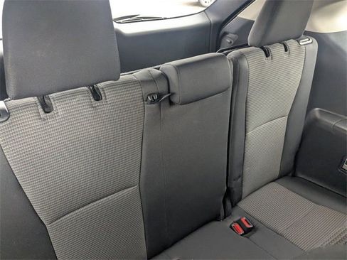 Certified 2024 Toyota Highlander LE image 31