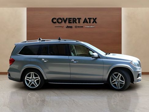 Used 2014 Mercedes-Benz GL 550 4MATIC image 6