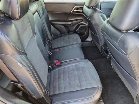 Used 2024 Mitsubishi Outlander SE FWD image 21