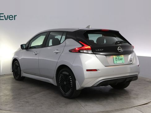 Used 2024 Nissan Leaf SV Plus FWD image 17