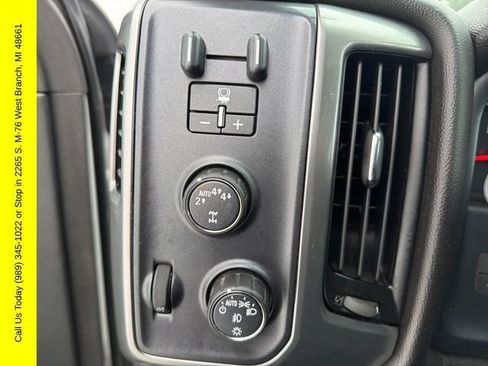 Used 2018 Chevrolet Silverado 1500 LT w/ True North Edition AWD/4WD image 24