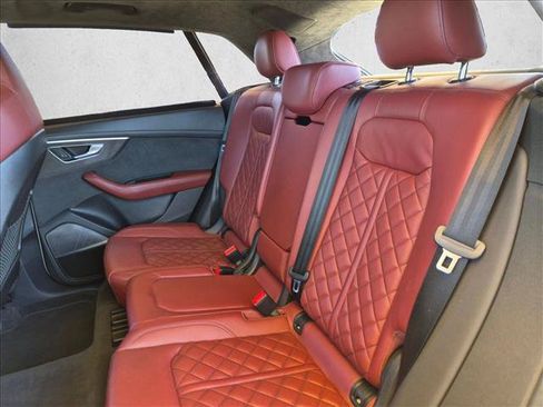 Used 2020 Audi SQ8 Prestige w/ Prestige Package AWD/4WD image 18