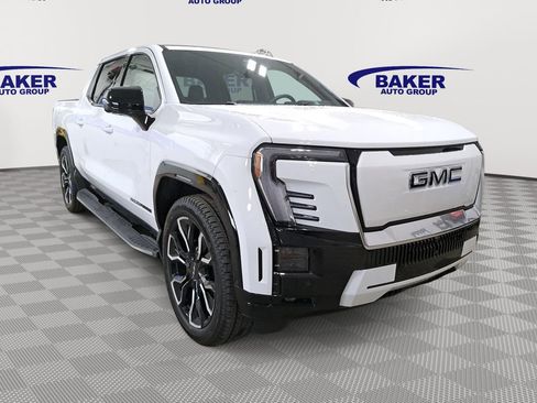 New 2025 GMC Sierra EV Denali image 3