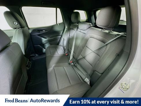 New 2026 Chevrolet Equinox LT AWD/4WD image 18