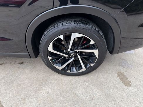 Used 2022 Mitsubishi Outlander SE image 9