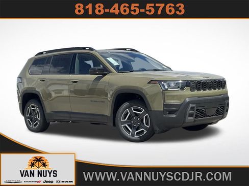 New 2026 Jeep Cherokee Laredo AWD/4WD image 1