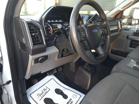 Used 2019 Ford F550 4x4 Crew Cab Super Duty image 13