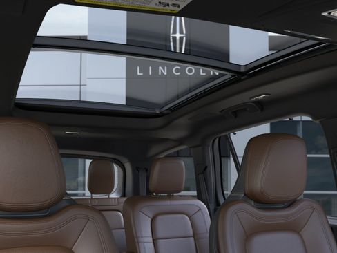 New 2026 Lincoln Aviator Reserve AWD/4WD image 22