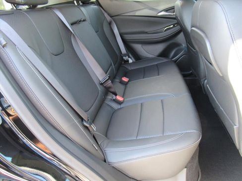 Used 2023 Buick Encore GX Essence w/ Experience Buick Package FWD image 28