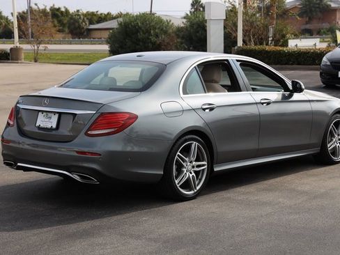 Used 2017 Mercedes-Benz E 300 image 8